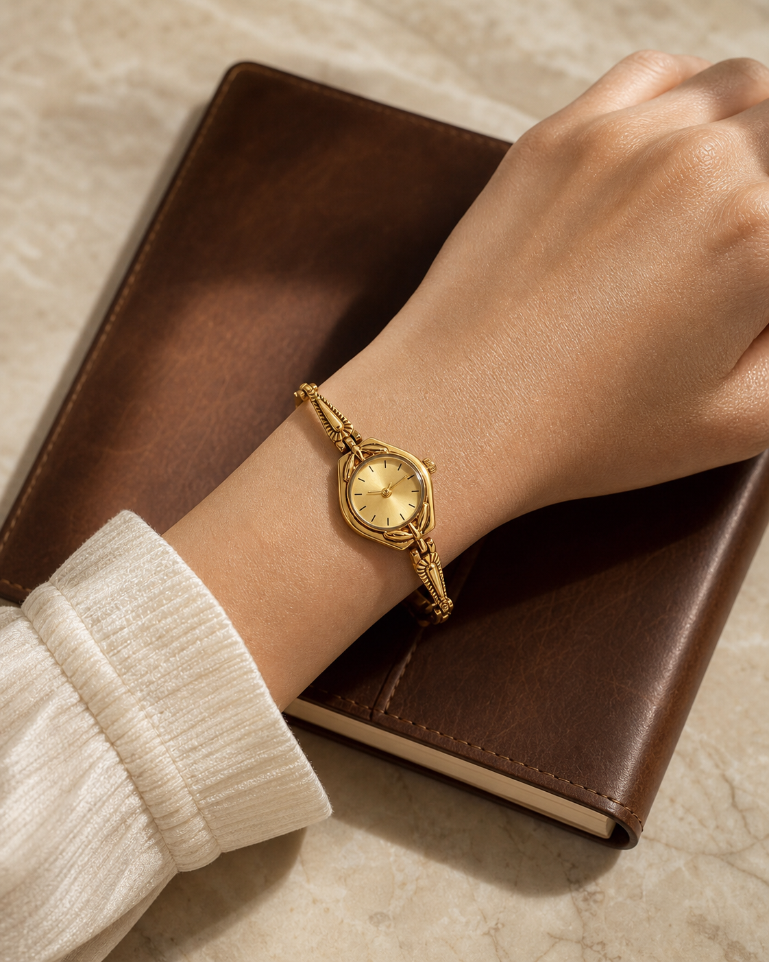 Linear Dial Watch in Gold