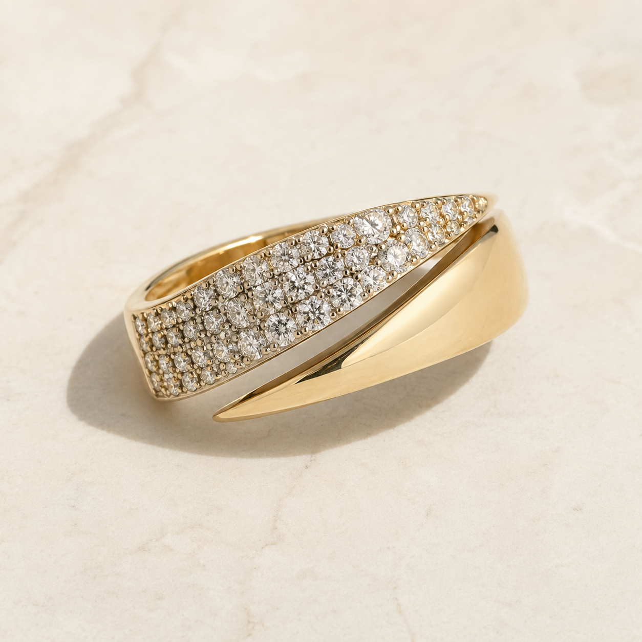 Sun Signet Ring in 18k Gold