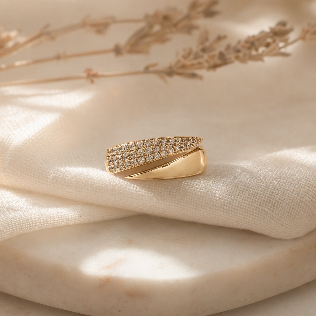 Sun Signet Ring in 18k Gold