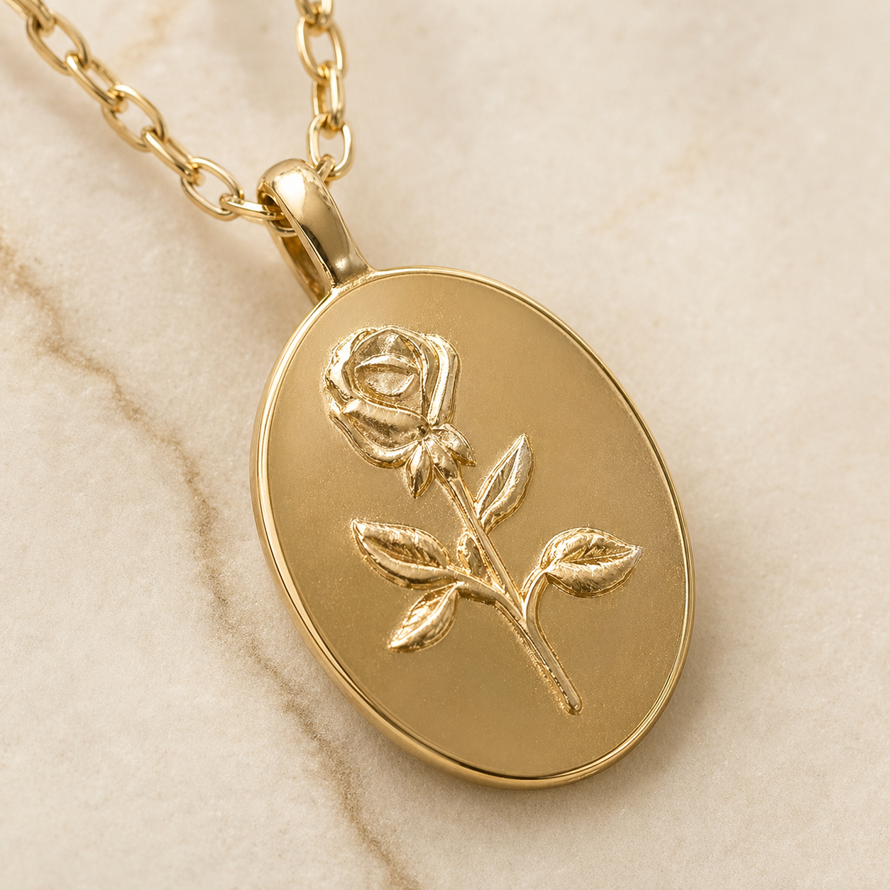 Cameo Bloom Pendant in 18k Gold