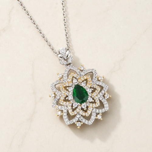 Emerald Pendant Necklace in 18k Gold