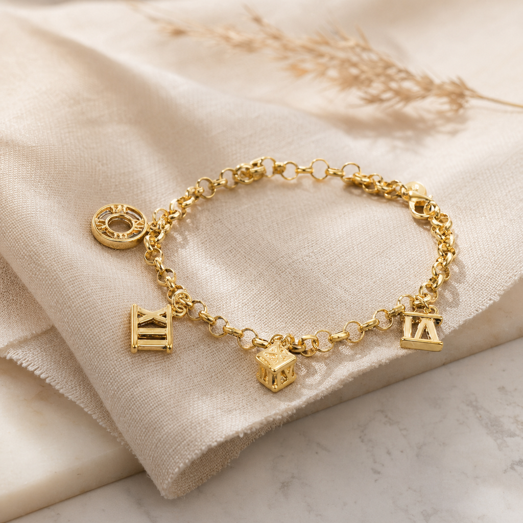 Charm Bracelet in Sterling Silver