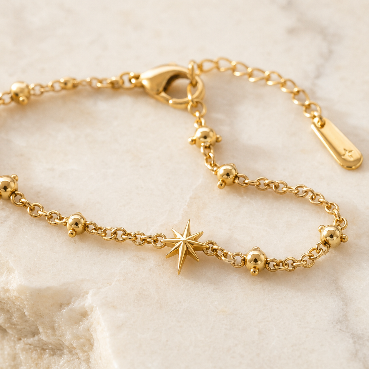 Quatrefoil Beaded Bracelet in 18k Gold